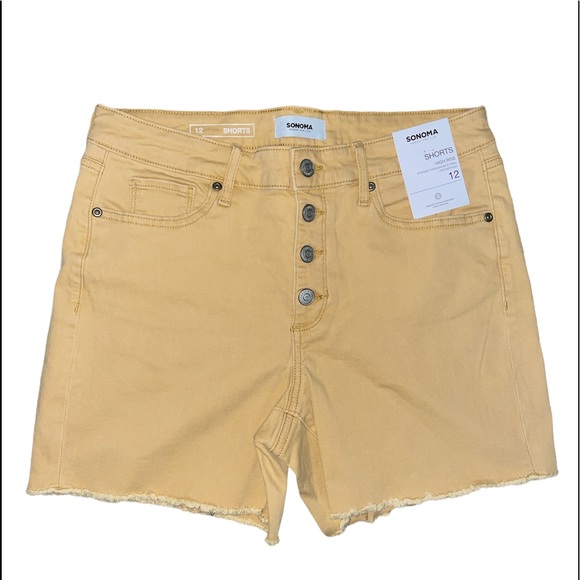 Sonoma NWT High Rise Button Fly Yellow Raw Hem Shorts perfect for summer Size:12 - Picture 3 of 10